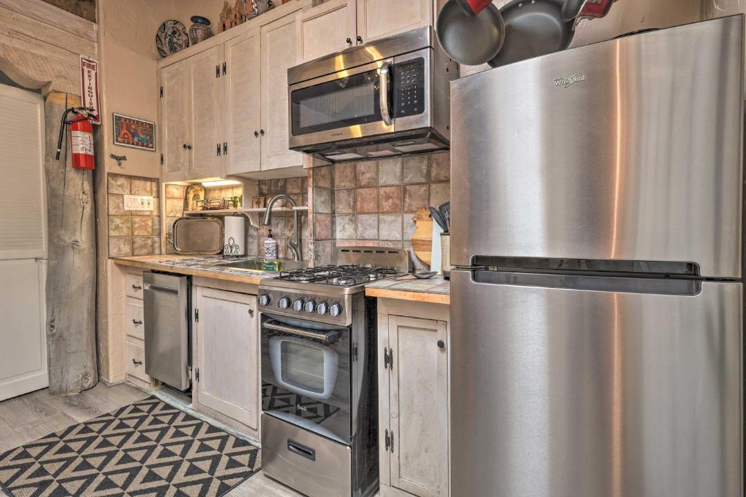 Photo of Kitchen in South Capitol