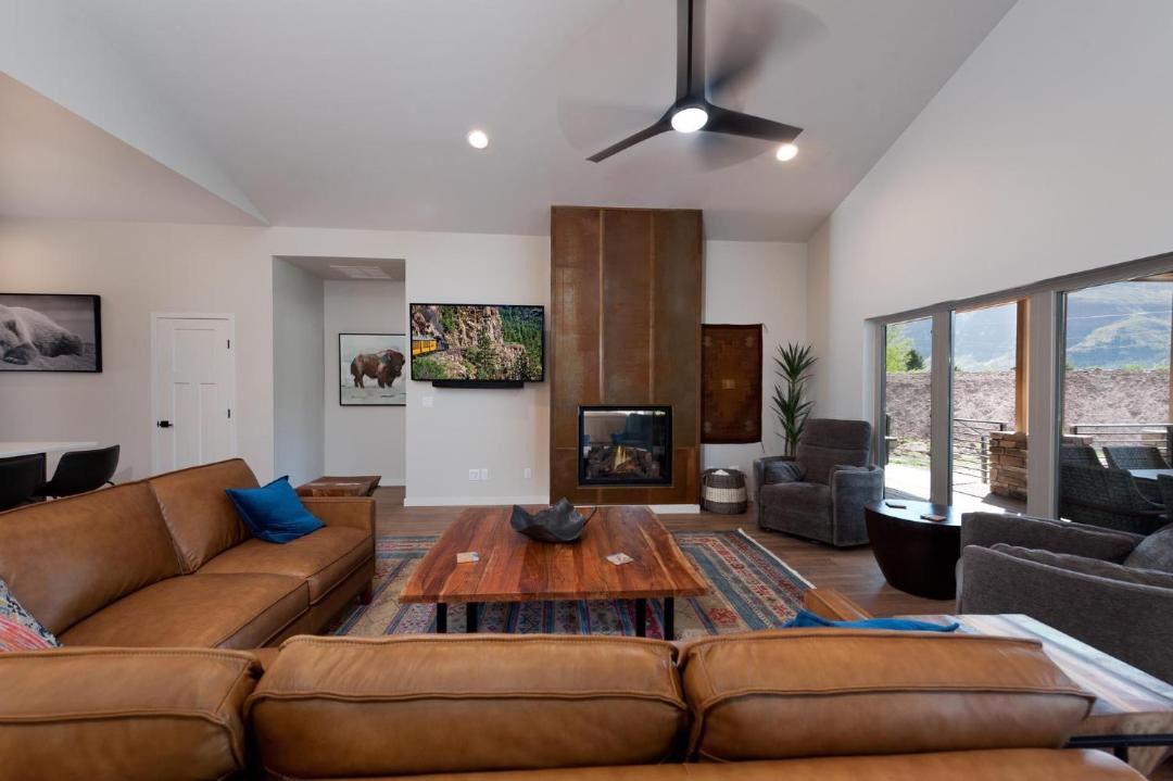 Photo of Livingroom in Trimble