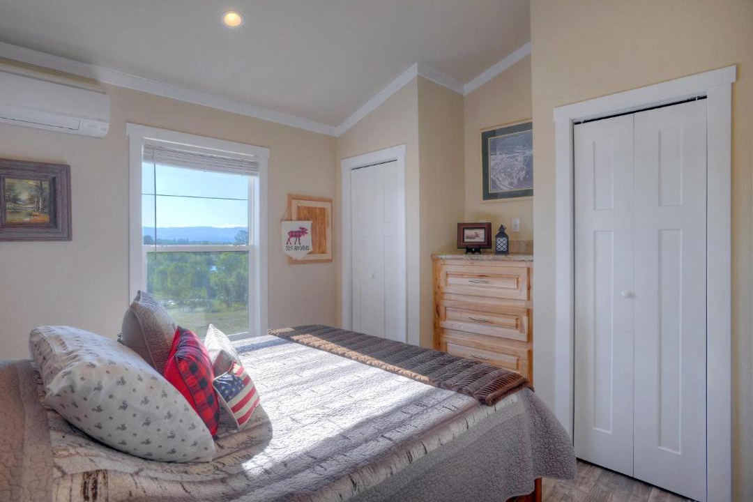 Photo of Bedroom in Bayfield
