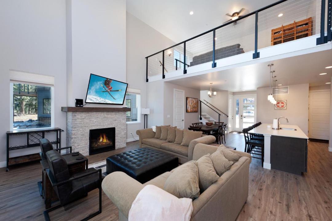 Photo of Livingroom in Purgatory