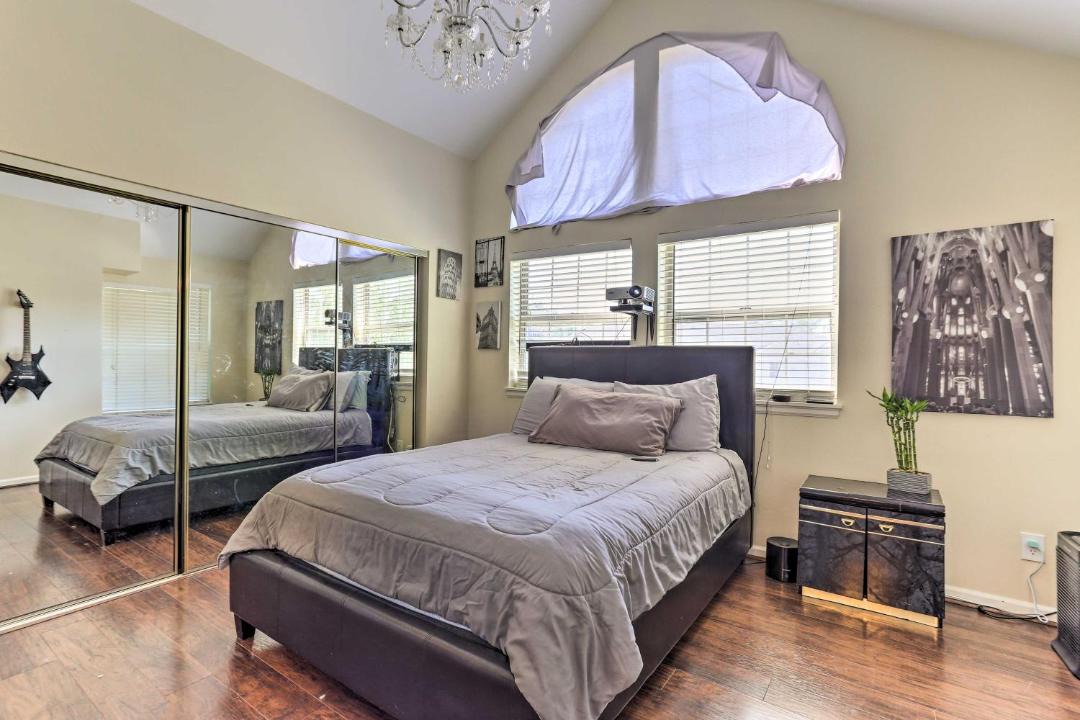Photo of Bedroom in Englewood