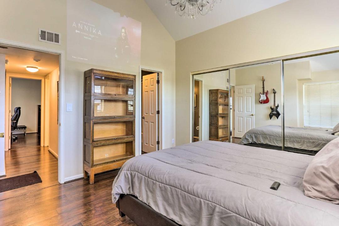 Photo of Bedroom in Englewood