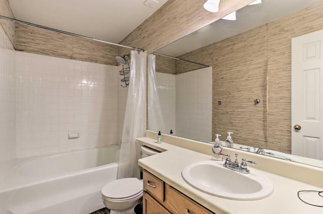 Photo of Bathroom in Englewood