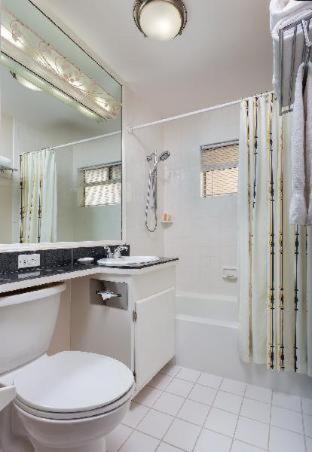 Photo of Bathroom in Fisherman's Wharf