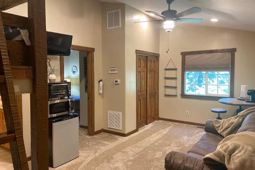 Photo of Livingroom in Crestline