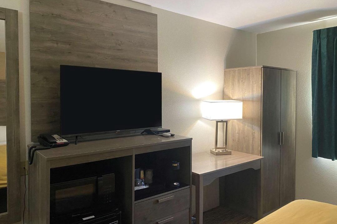 Photo of Bedroom in Northeast Heights