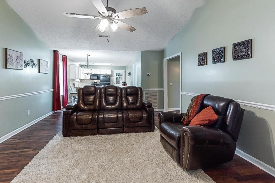 Photo of Livingroom in Sevierville
