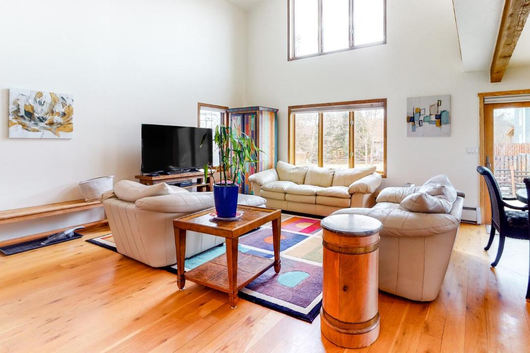 Photo of Livingroom in Willowbrook Meadows