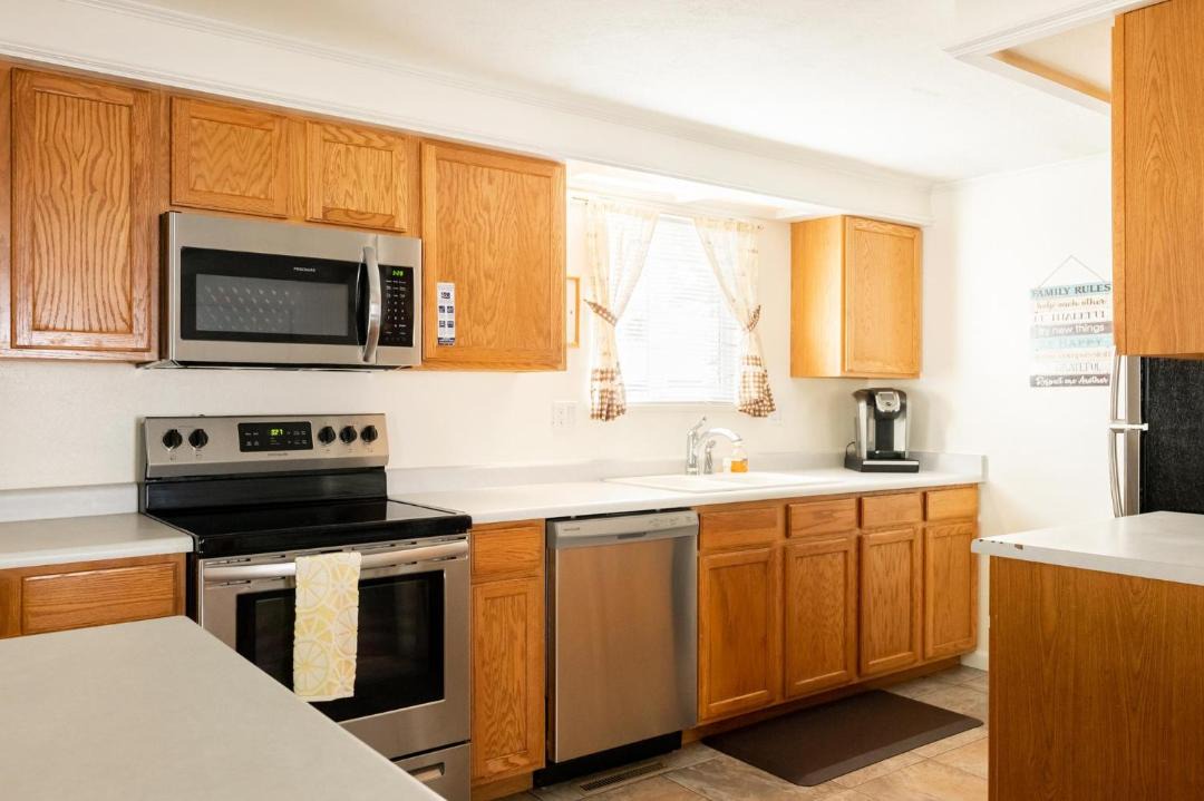 Photo of Kitchen in Trendwood and Frankline Square
