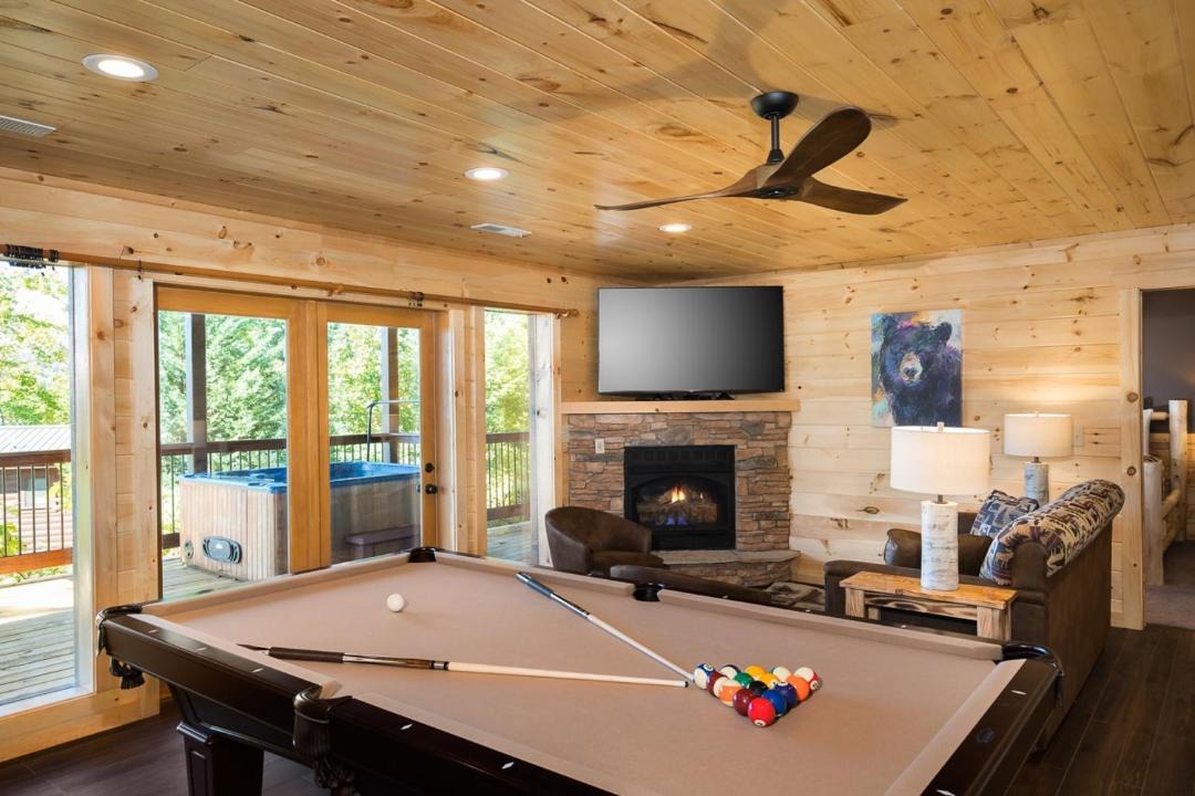 Photo of Livingroom in Black Bear Falls