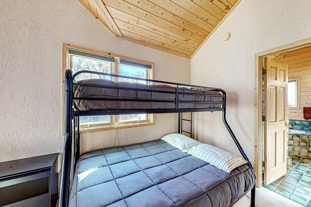 Photo of Bedroom in South Fork