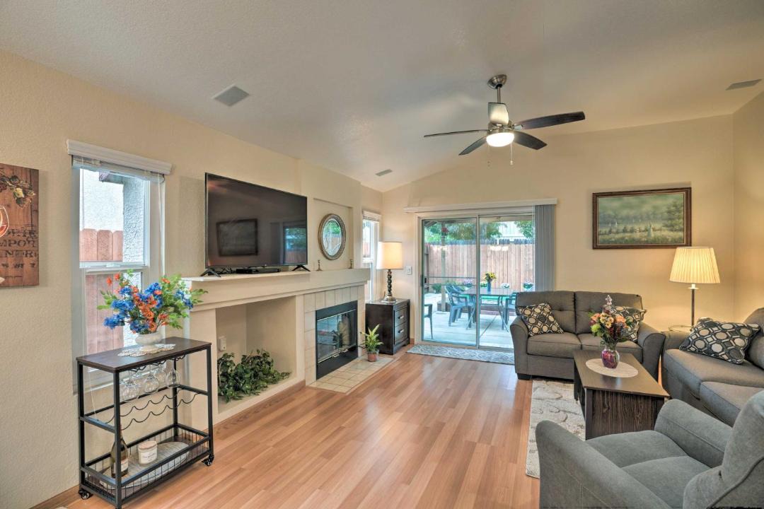 Photo of Livingroom in Elk Grove