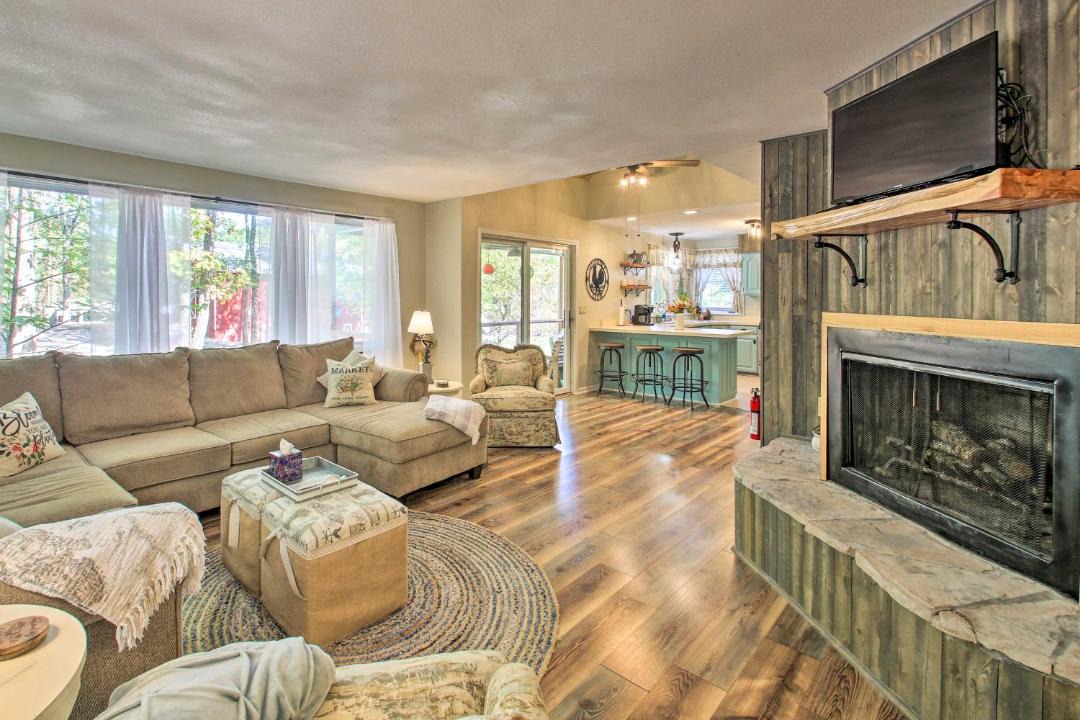Photo of Livingroom in Hot Springs Village