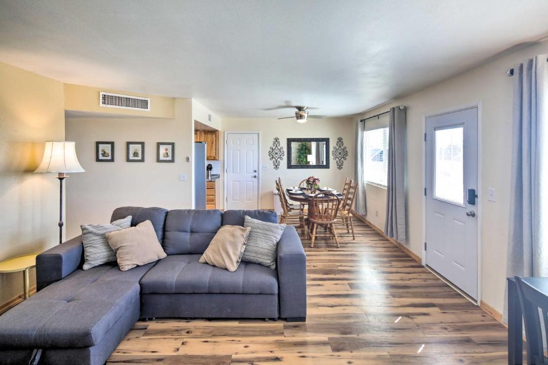 Photo of Livingroom in Lake Havasu City