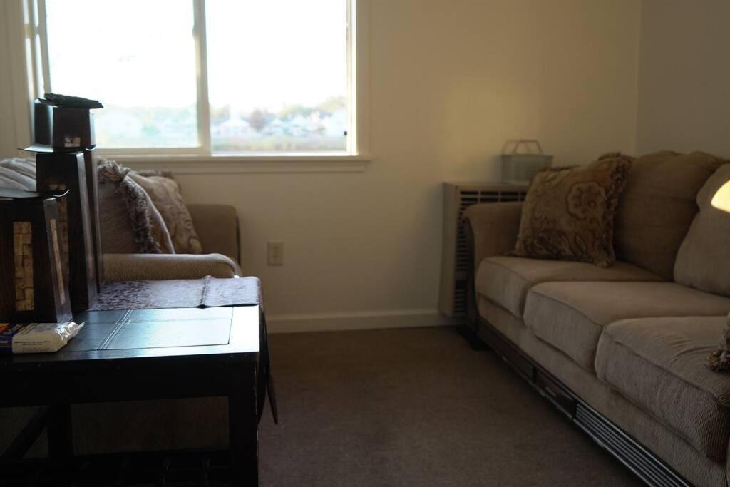Photo of Livingroom in Newtonville