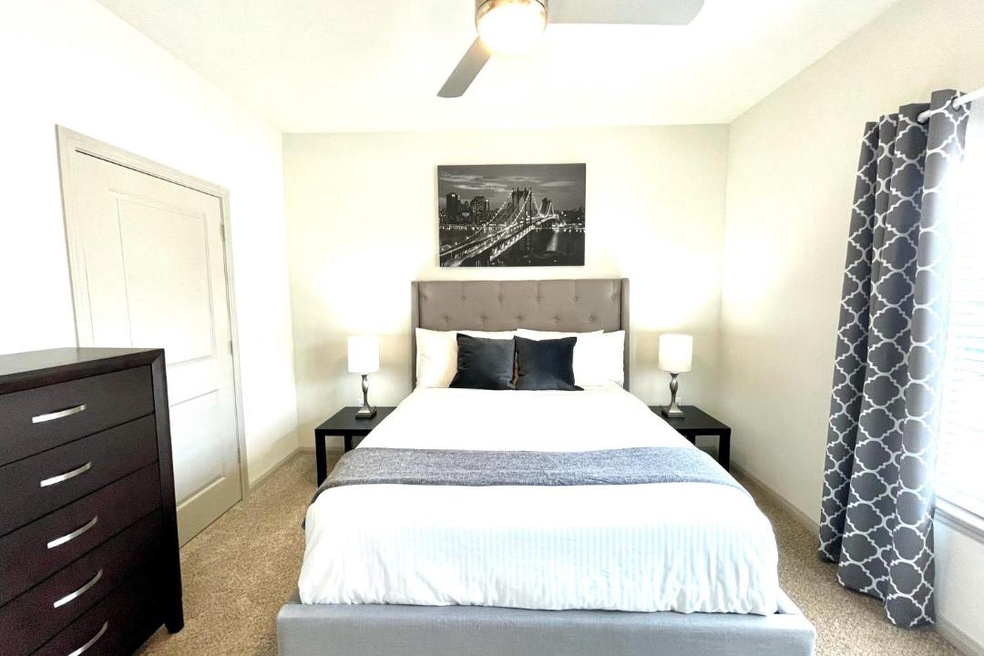 Photo of Bedroom in Montopolis
