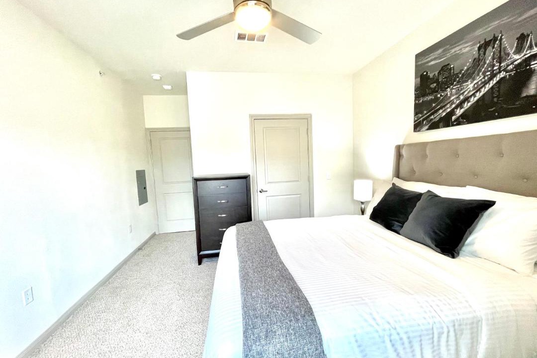 Photo of Bedroom in Montopolis