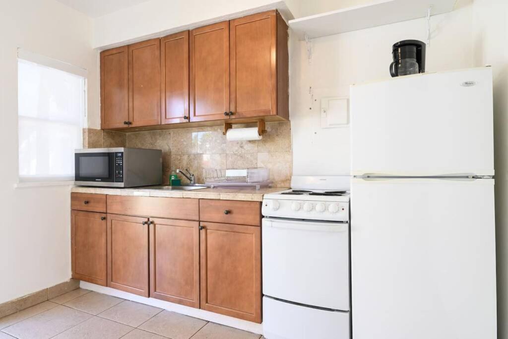 Photo of Kitchen in Downtown Hollywood