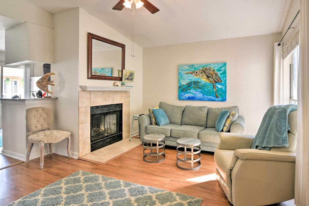 Photo of Livingroom in Galveston