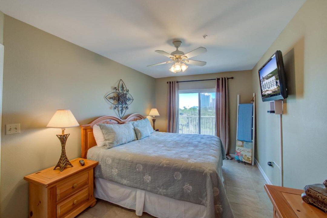 Photo of Bedroom in Orange Beach