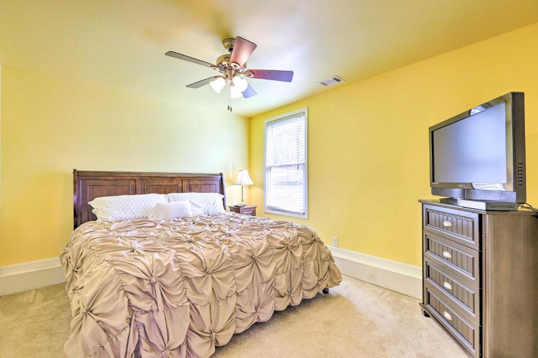 Photo of Bedroom in Eatonton