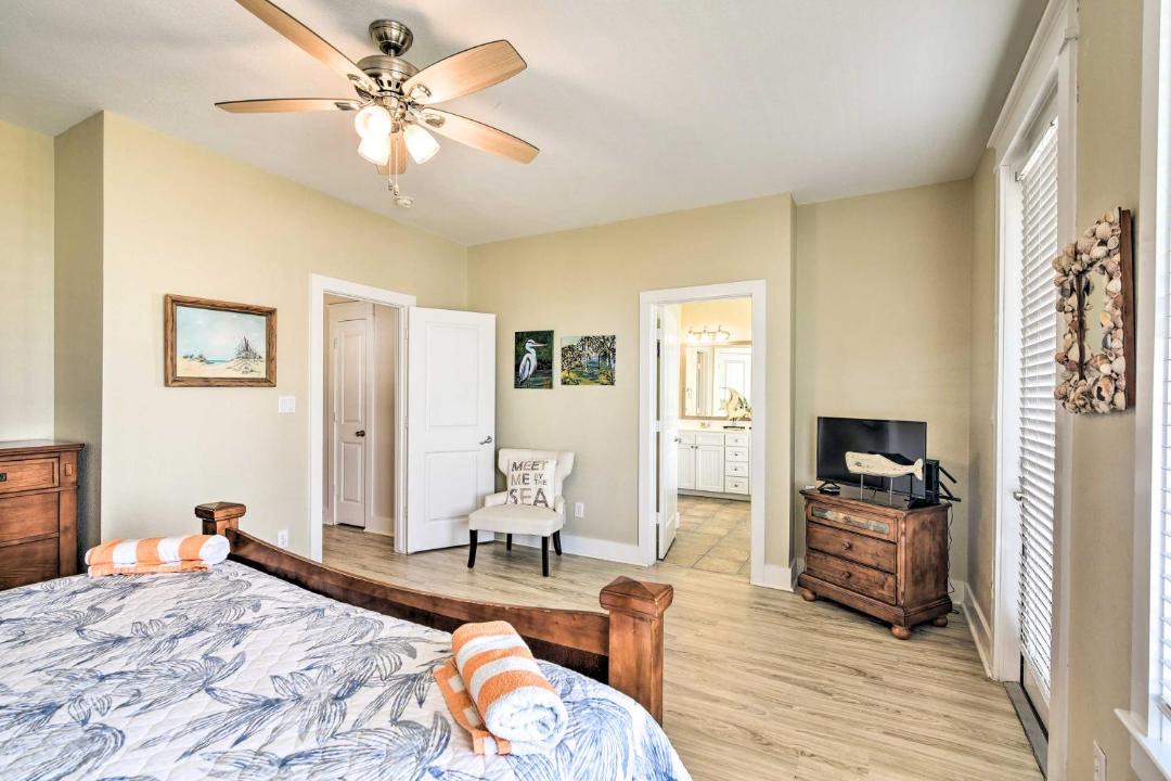 Photo of Bedroom in Red Fish Cove