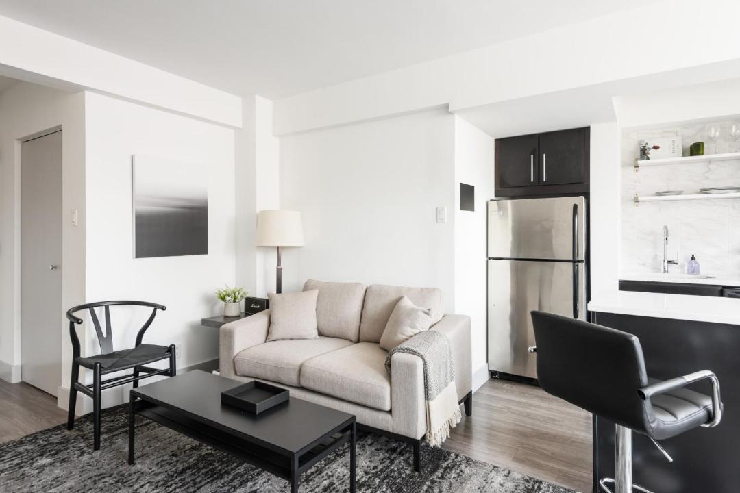 Photo of Livingroom in Central West End