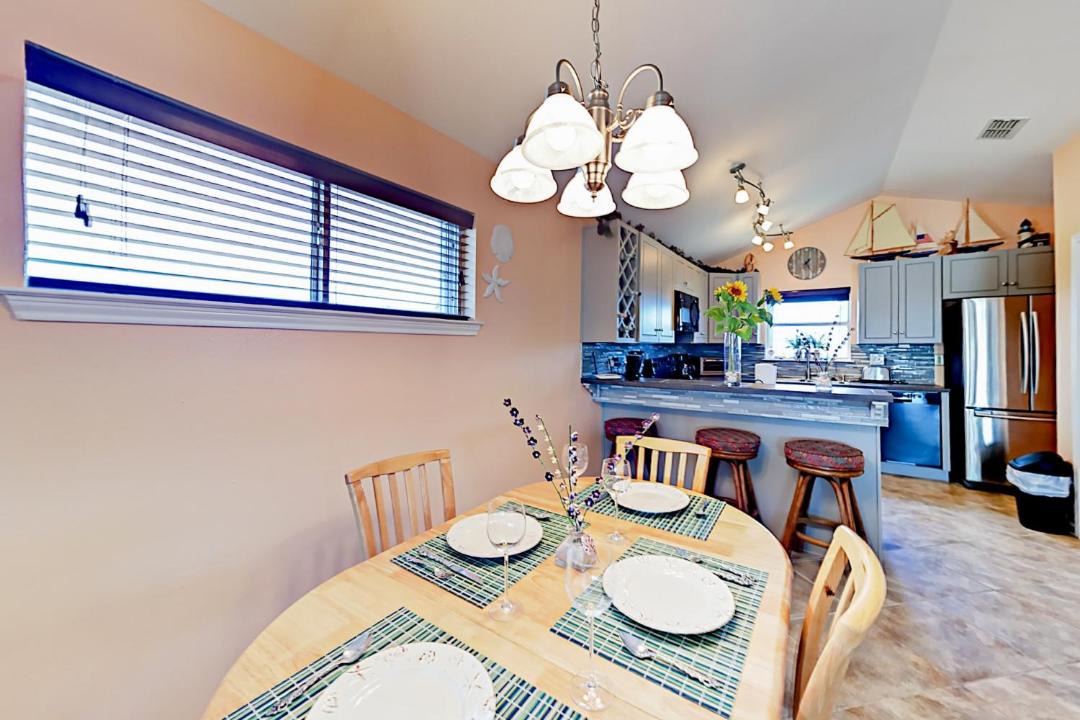 Photo of Kitchen in Leeward Sands