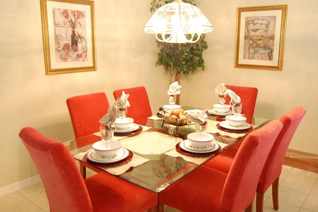 Photo of Livingroom in Orange Tree