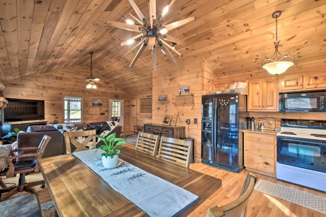Photo of Others in Ellijay