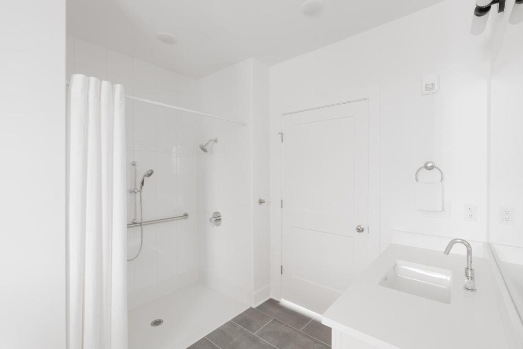 Photo of Bathroom in Music Row