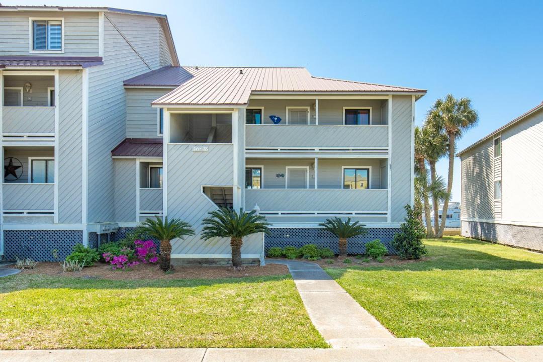 Photo of Buildings in Sunset Point