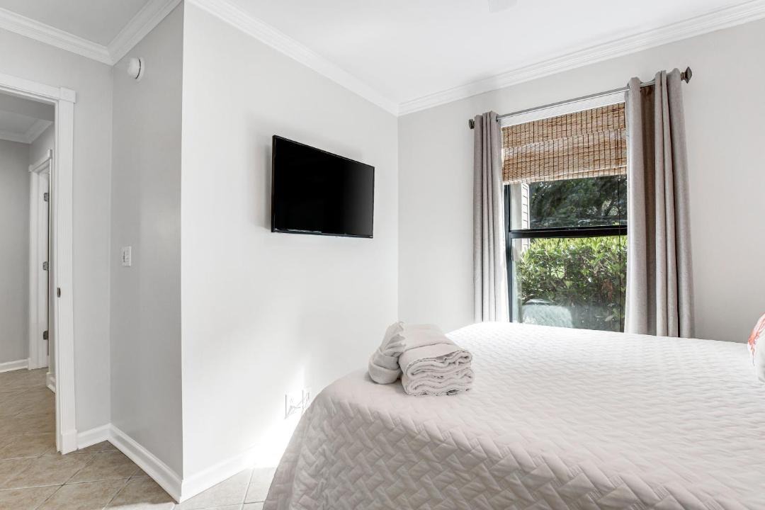 Photo of Bedroom in Seabrook Island
