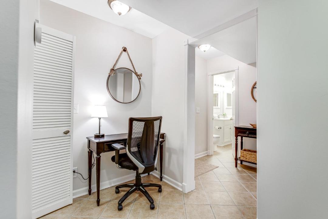 Photo of Livingroom in Seabrook Island