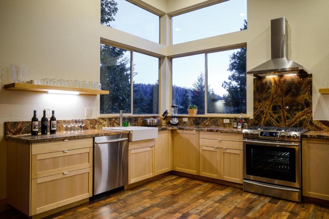Photo of Kitchen in Yosemite West