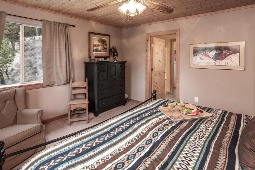 Photo of Bedroom in Ruidoso