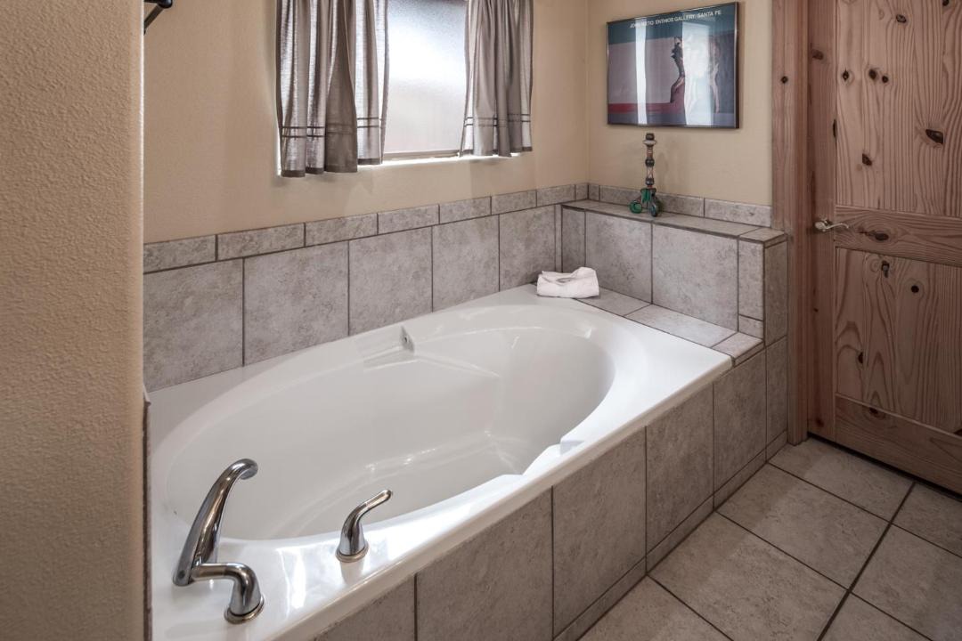 Photo of Bathroom in Ruidoso