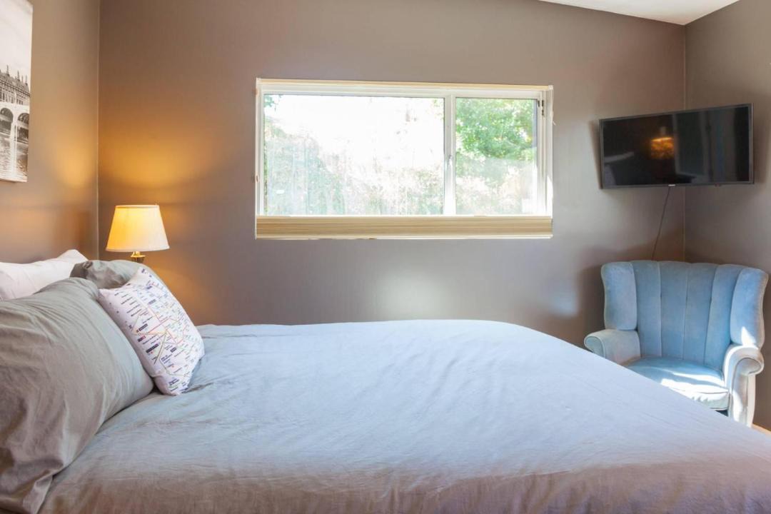 Photo of Bedroom in Deepwell Estates