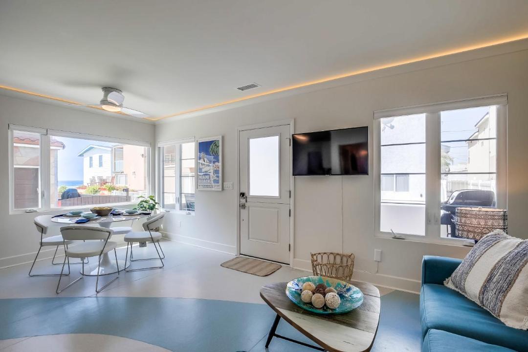 Photo of Livingroom in Mission Beach