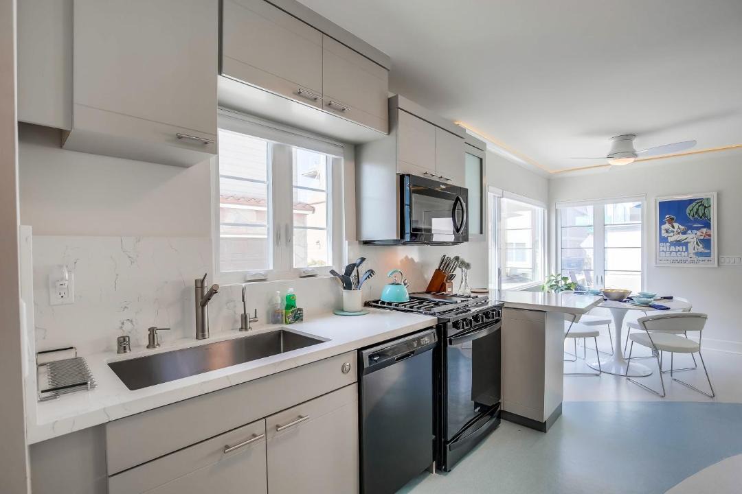 Photo of Kitchen in Mission Beach