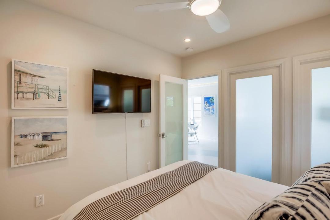 Photo of Bedroom in Mission Beach