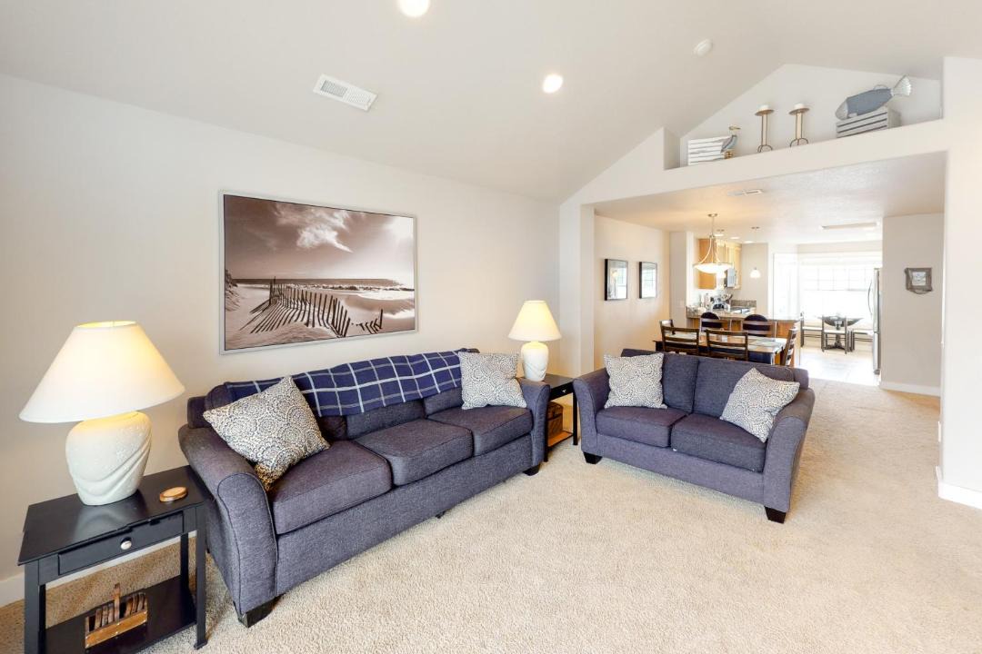 Photo of Livingroom in Rockaway Beach