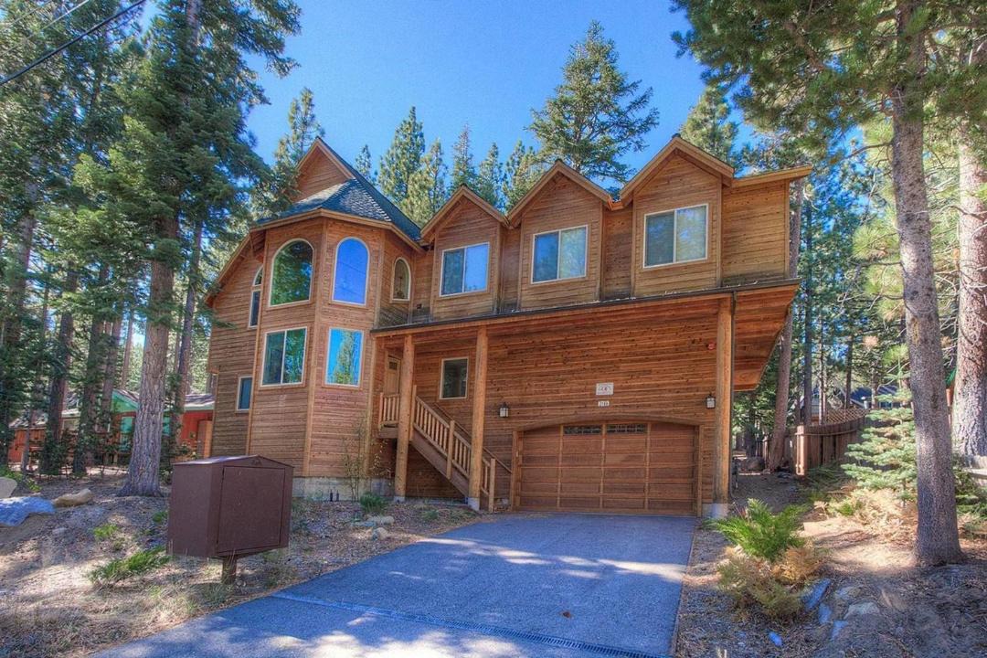 Photo of Buildings in North Upper Truckee