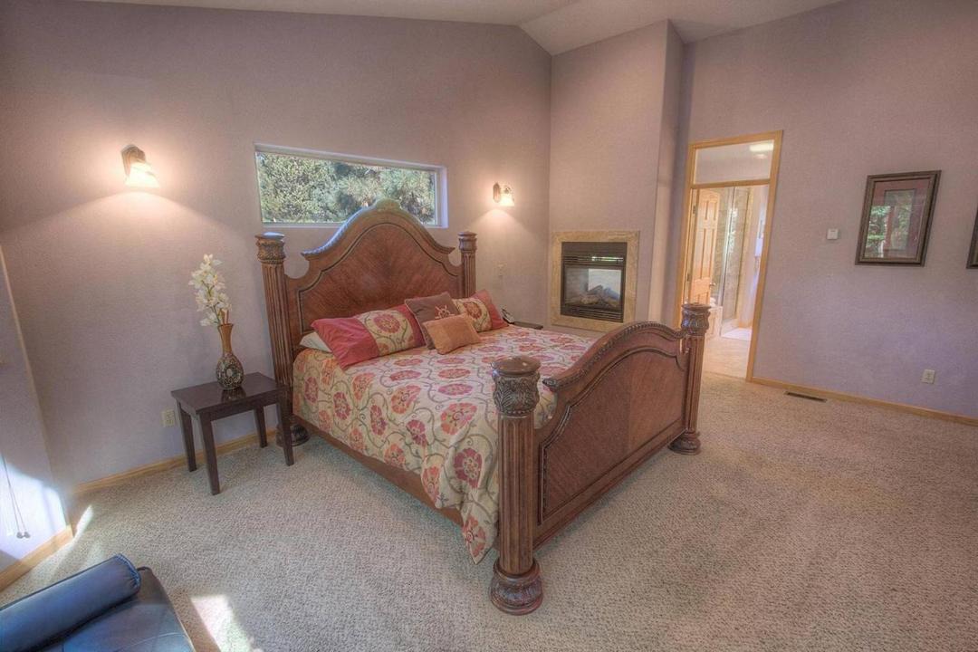 Photo of Bedroom in North Upper Truckee