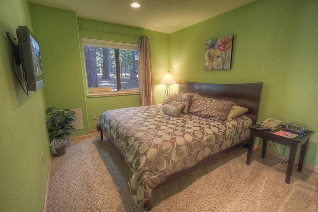 Photo of Bedroom in North Upper Truckee