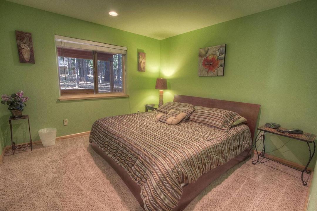Photo of Bedroom in North Upper Truckee