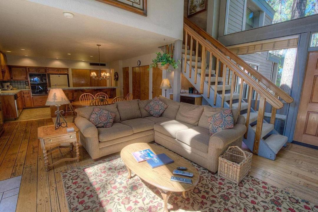 Photo of Livingroom in South Lake Tahoe