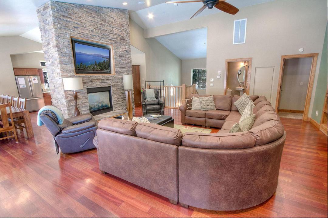 Photo of Livingroom in South Lake Tahoe