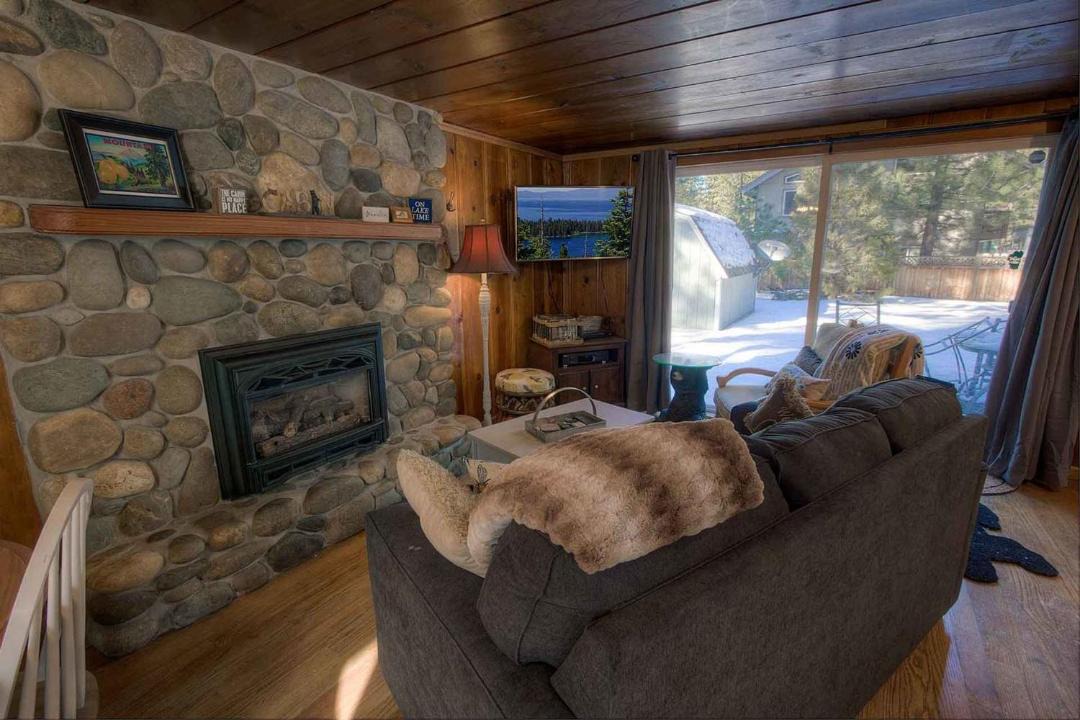 Photo of Livingroom in Al Tahoe