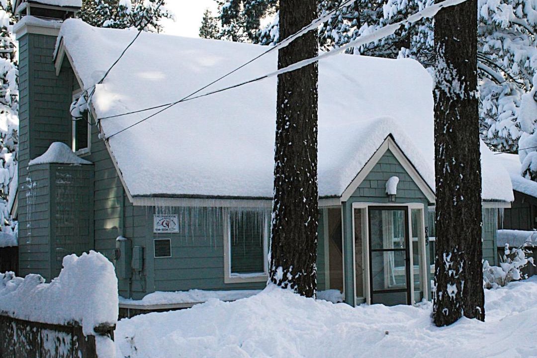 Photo of Buildings in Al Tahoe